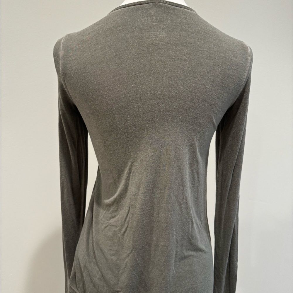 AE Soft Tee - Picture 3 of 4